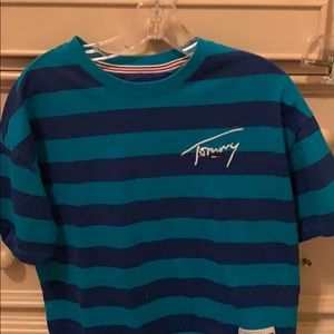 VINTAGE tommy hilfiger t-shirt